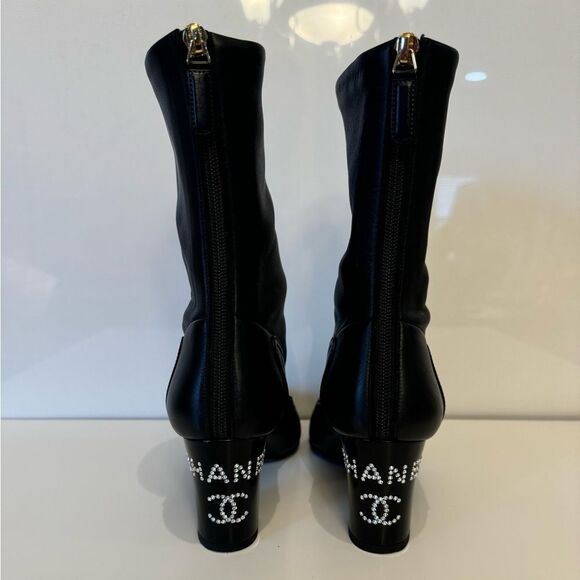 RARE Chanel Lambskin Rhinestone Logo Heeled Boots EU 37 US 6.5 KarlLagerfeld Era - Picture 6 of 17